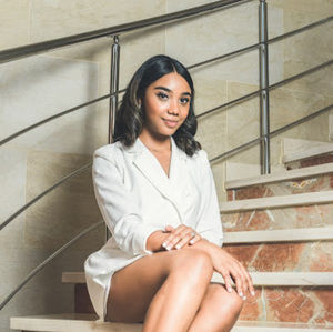 Meet your Posher, Anabel